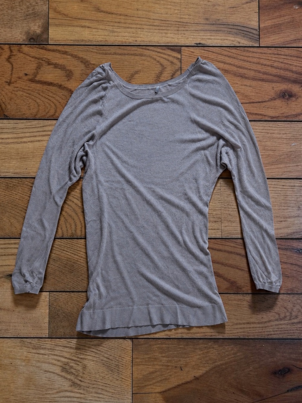 Gap Pure Women’s Medium Taupe Gray Long Sleeve Lightweight Knit Sweater Top